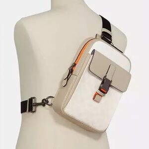 Coach Track pack / Slingback Chalk-bone & gunmetal EUC